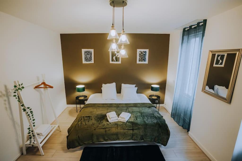 Le Bertrand • Le Raffinement En Coeur De Ville Châteauroux Εξωτερικό φωτογραφία