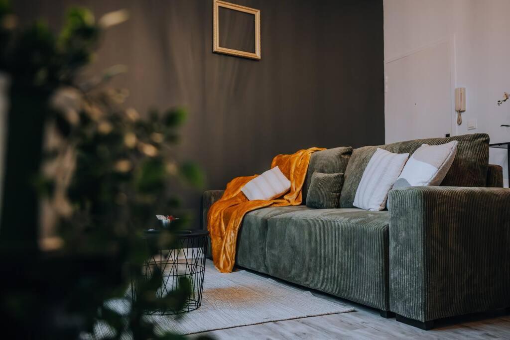 Le Bertrand • Le Raffinement En Coeur De Ville Châteauroux Εξωτερικό φωτογραφία