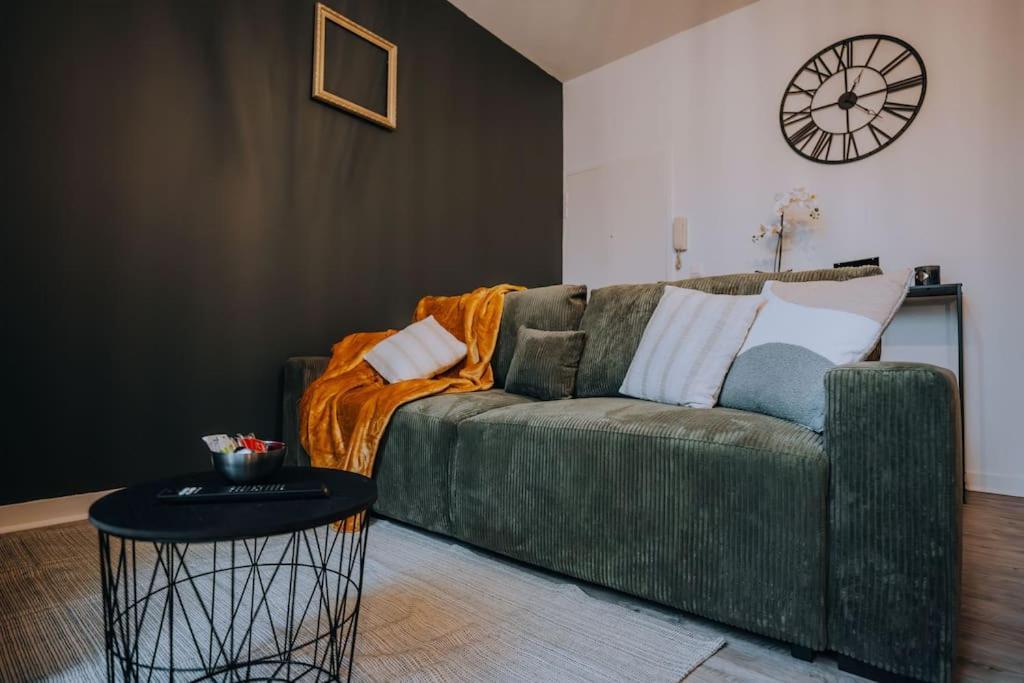 Le Bertrand • Le Raffinement En Coeur De Ville Châteauroux Εξωτερικό φωτογραφία